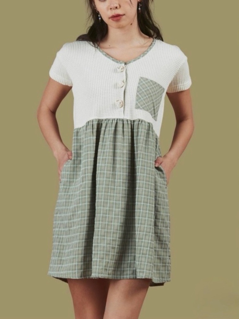 UNIF Jade Gingham Plaid Mini Babydoll Dress Size Medium M Green Creme Prairie
